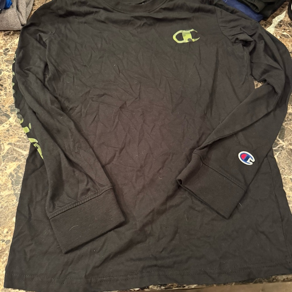 Champion boys Large long sleeve